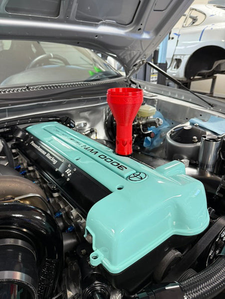 Fancy Speed Pour Oil Funnel (Toyota / Lexus)
