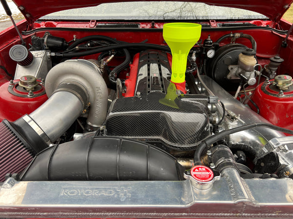 Fancy Speed Pour Oil Funnel (Toyota / Lexus)